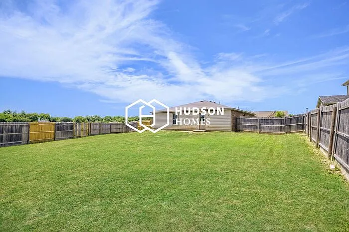 1505 Linda Ln — Photo 12