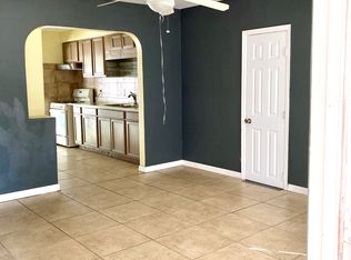 695 E Lakeview Ave #695, Eustis, FL 32726