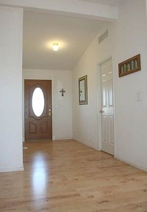 Foyer (office to the right functions as a spacious office))