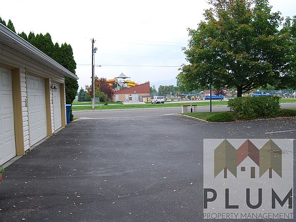 3rd image of 803 Pattee Creek Dr APT D