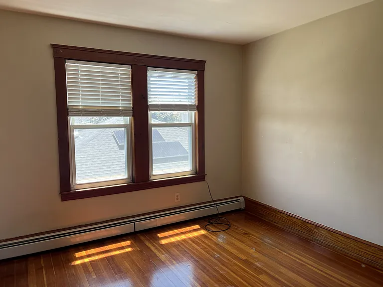 179 Grove St #3 — Photo 10