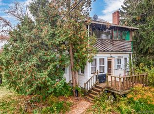 3673 Hardt Rd, Eden, NY 14057