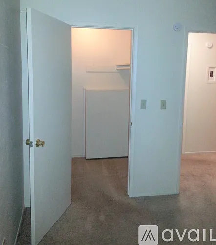 4031 Park Center Ln #B — Photo 2