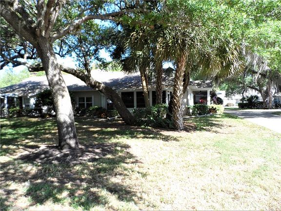 4th image of 1394 Red Oak Ln