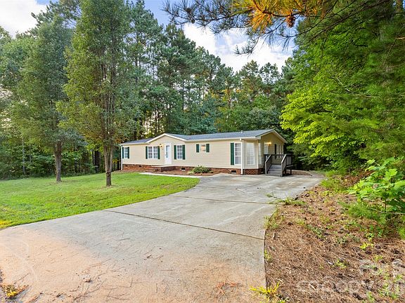 4th image of 223 Ridge Creek Dr