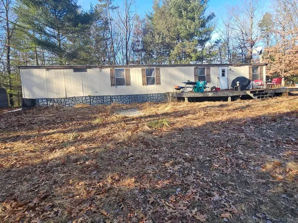 7313 Big Buck Dr, Three Springs, PA 17264