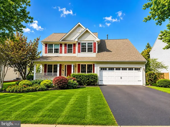 110 Alpine Dr SE, Leesburg, VA 20175