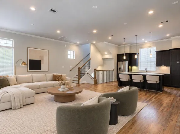 1040 W 26th St Unit B, Houston, TX 77008