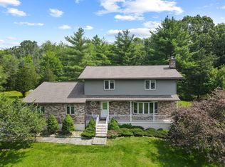 127 Stoneleigh Dr, East Stroudsburg, PA 18301