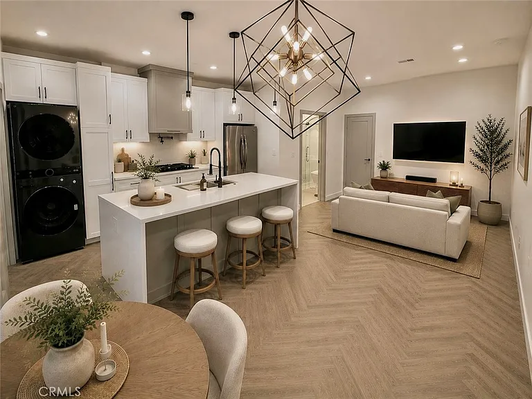 2643 Summerchase Ave #B — Photo 24