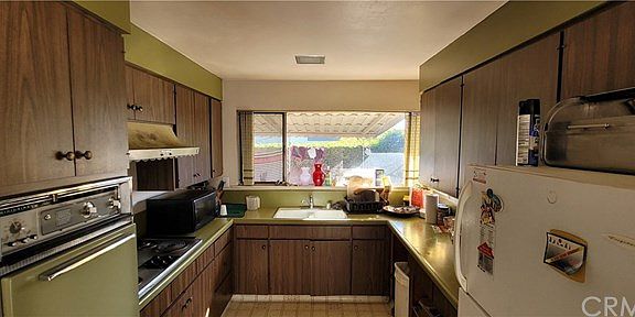 3rd image of 608 S Bradshawe Ave