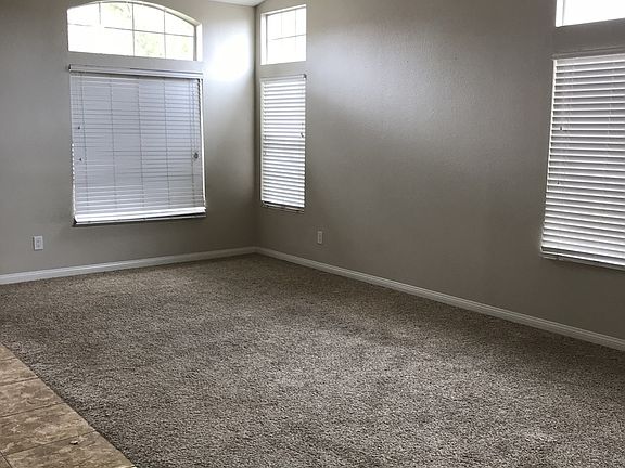 3rd image of 3719 Sonoma Oaks Ave