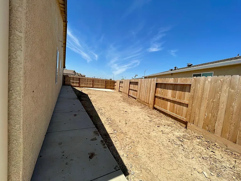 710 Marybelle Dr — Photo 13