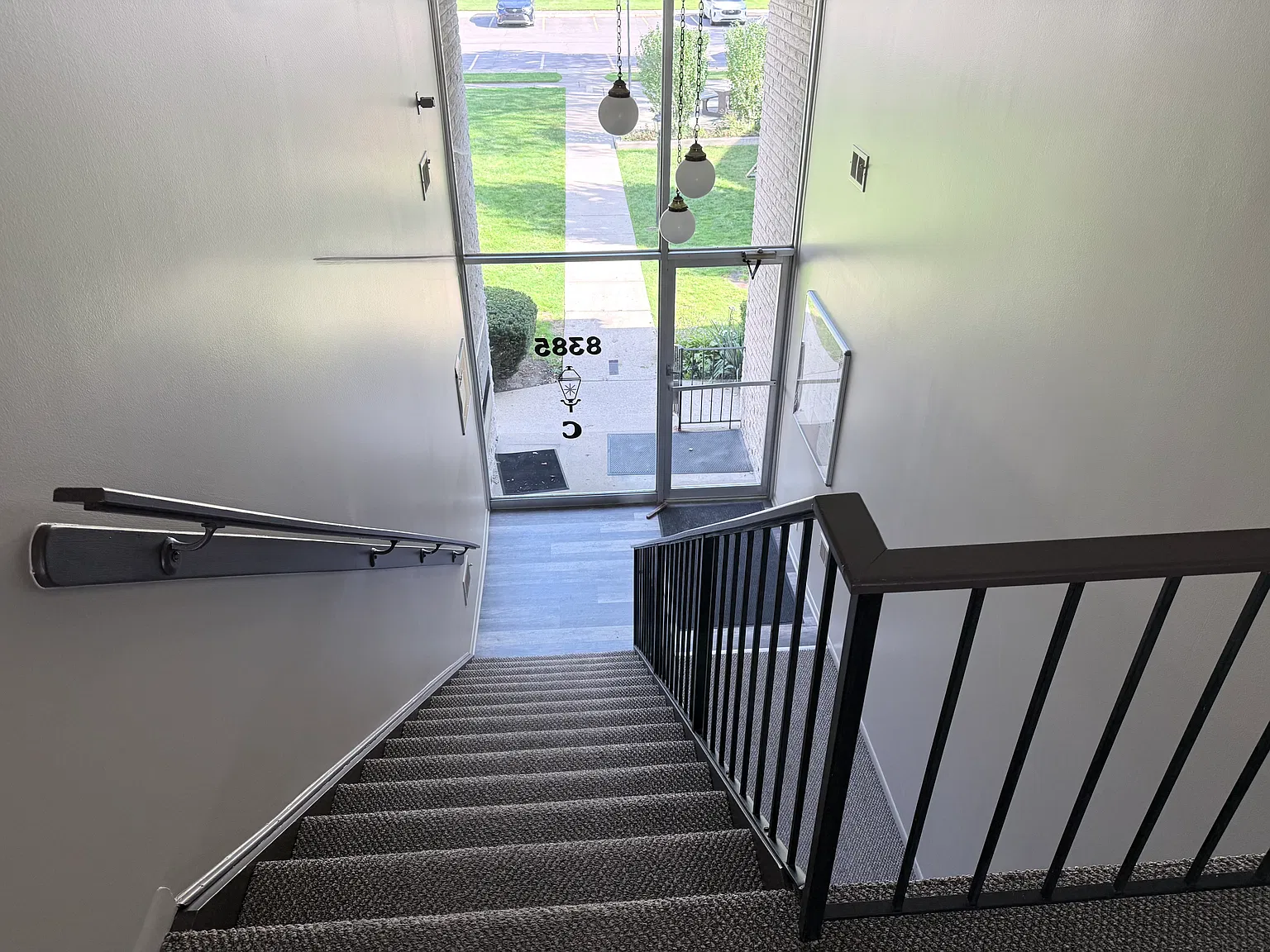 2 bed, 1122 sqft, $1,500 — Photo 2