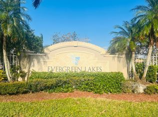 5025 Wiles Rd APT 305, Pompano Beach, FL 33073