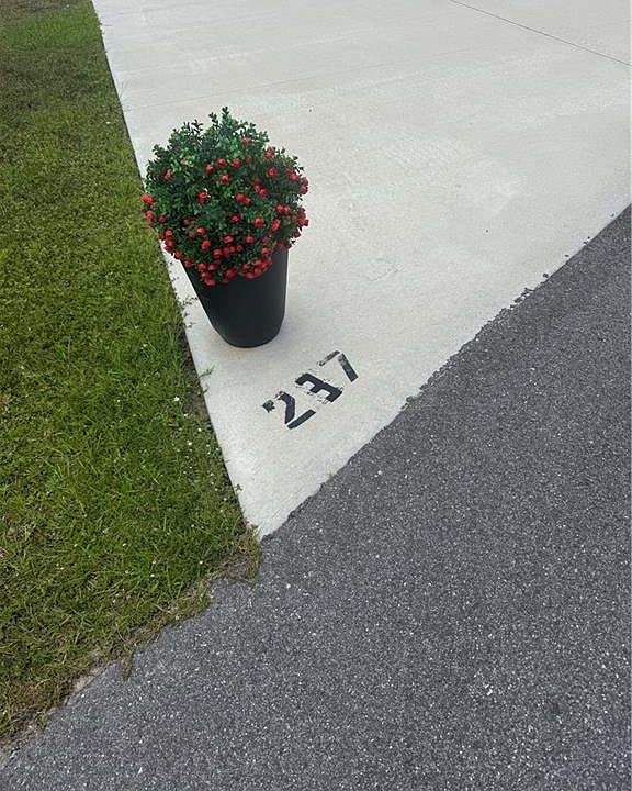 1st image of 237 Horizon RD