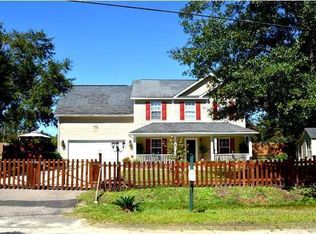 326 Crestwood Dr, Moncks Corner, SC 29461