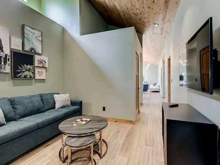 2316 E Forestdale Rd — Photo 34