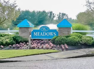 2 Lake Ridge Blvd, Whiting, NJ 08759