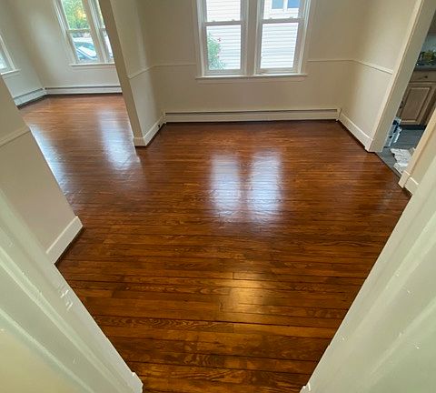 5th image of 1710 Bridge St