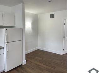 655 Eldron Dr, Miami, FL 33166