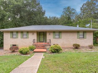 1011 Brynwood Park Dr, Hixson, TN 37343