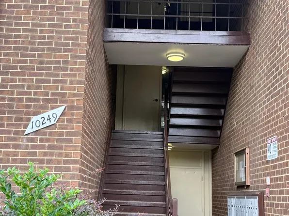 10249 Prince Pl #31-101, Upper Marlboro, MD 20774