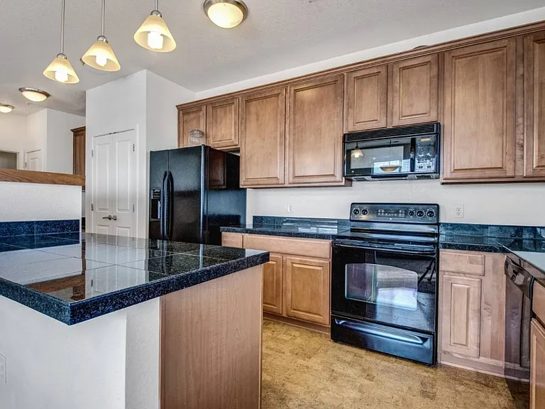4100 Albion St #415 — Photo 7