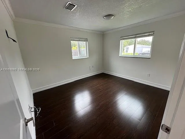 9211 SW 13th St — Photo 12