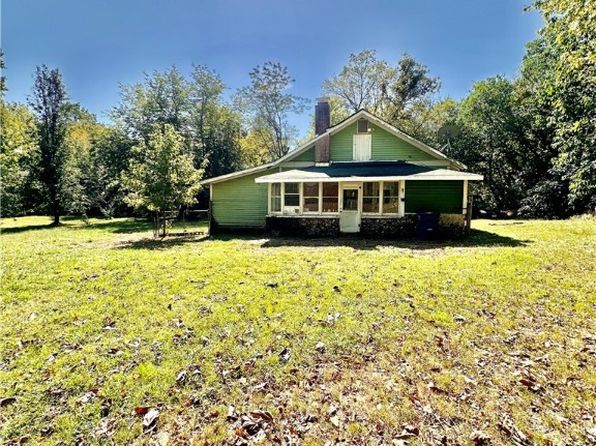 553 Circle Dr, Western Grove, AR 72685