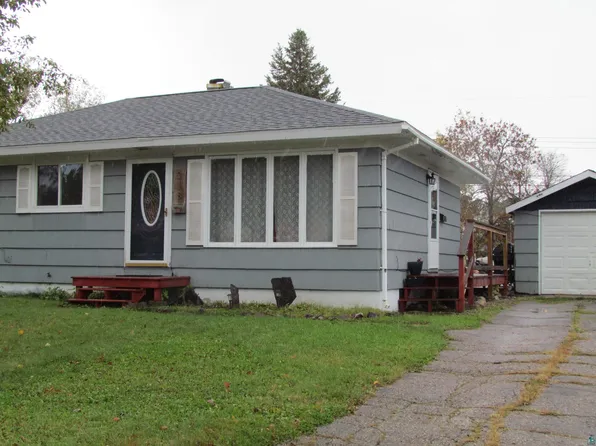 318 Arlington Rd, Hoyt Lakes, MN 55750
