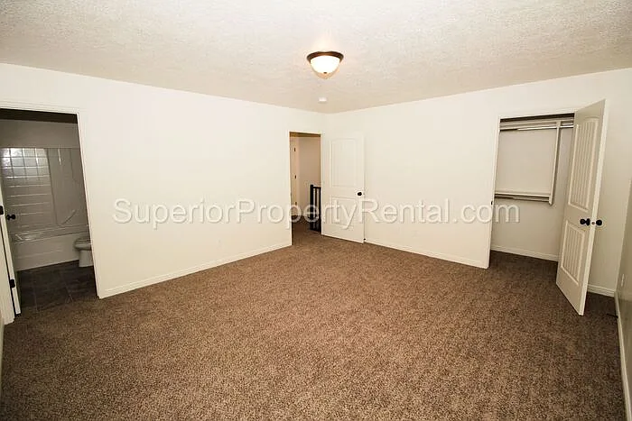2801 E 450 N #322 — Photo 10