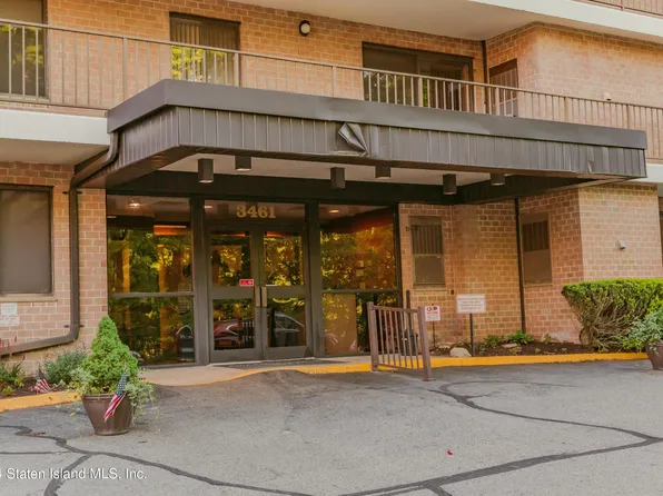 3461 Amboy Rd APT 1F, Staten Island, NY 10306