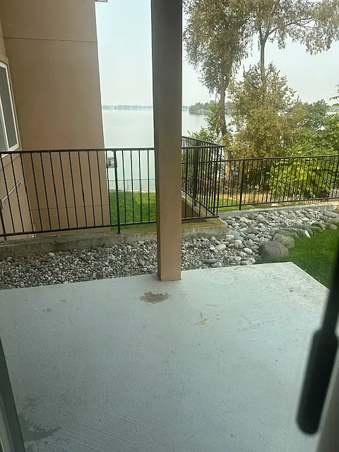 2 bed, $1,400 — Photo 2