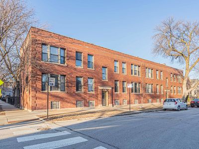 1952 W George St #1, Chicago, IL, 60657