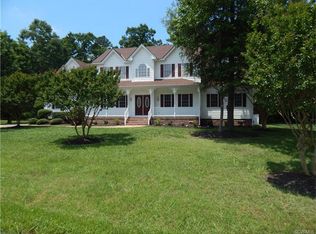 14048 Mountshire Ln, Chester, VA 23836