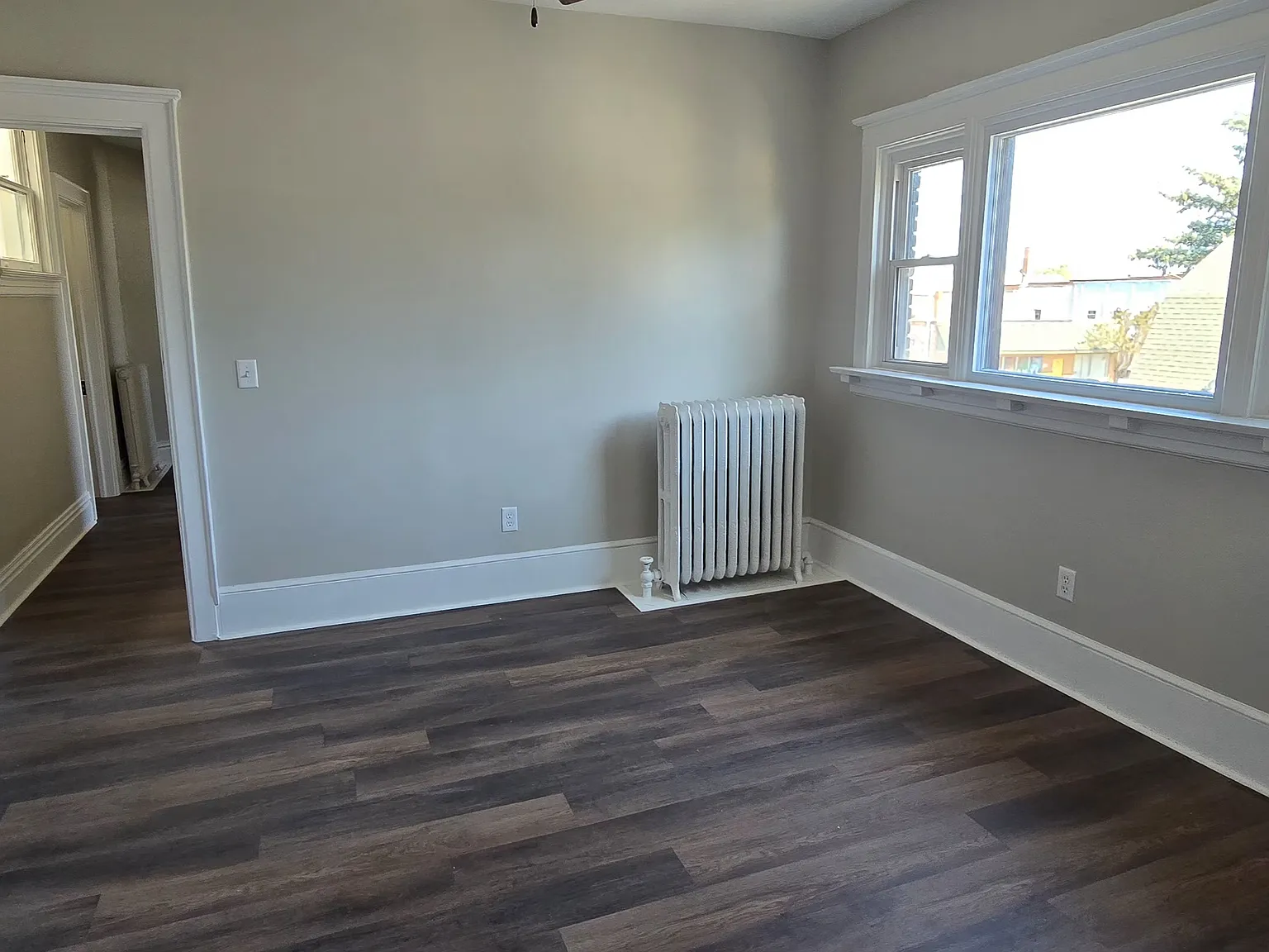 2 bed, 1100 sqft, $1,250 — Photo 4