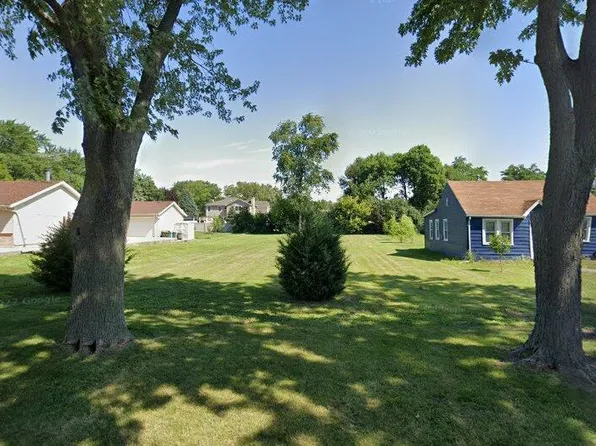 431 Elmhurst St, Wood Dale, IL 60191