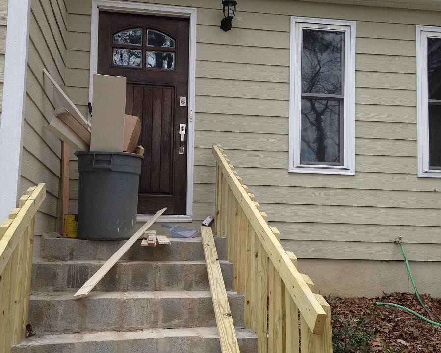 2nd image of 210 Tallow Box Dr