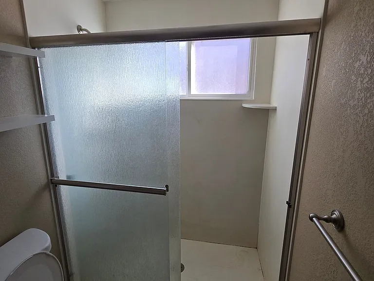 1715 Center Ave #1 — Photo 7