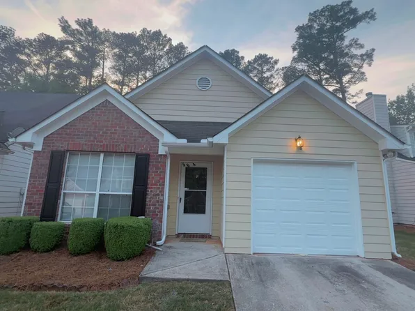 564 Hillandale Park Dr, Lithonia, GA 30058