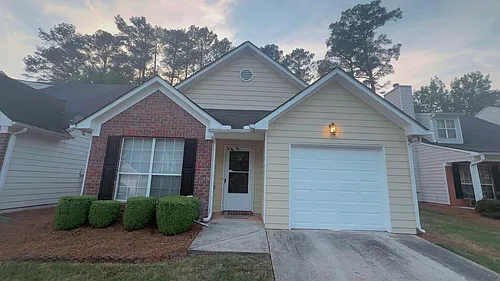 564 Hillandale Park Dr Photo 1