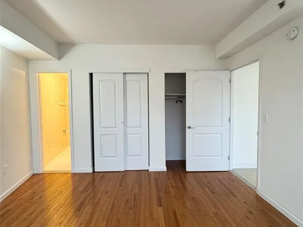 71-66 Parsons Boulevard image 9 of 14