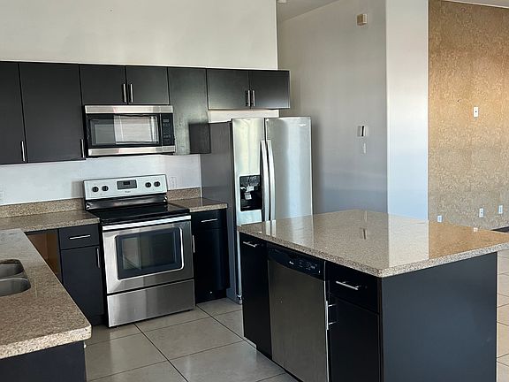 3rd image of 4217 Colbath Ave #440B