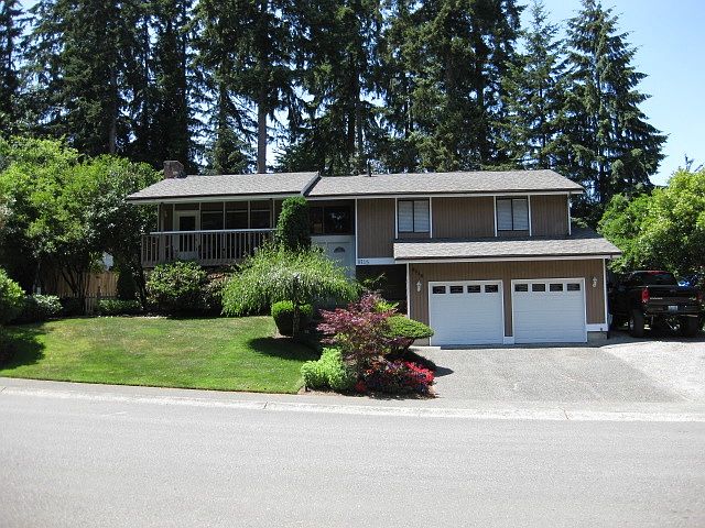 1st image of 2115 180th Ct NE