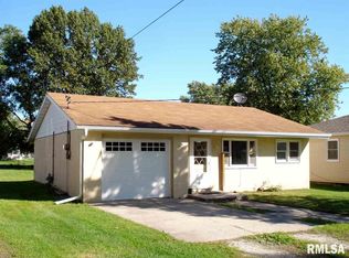1189 Court St, Galesburg, IL 61401