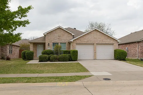 3516 Grant St Photo 1