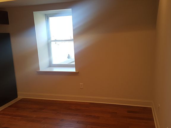 2nd image of 5037 Florence Ave #3
