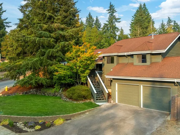 985 NE Colby Court, Bremerton, WA 98311