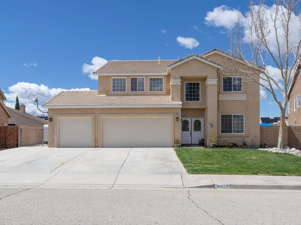 36653 Macarthur Dr, Palmdale, CA 93552